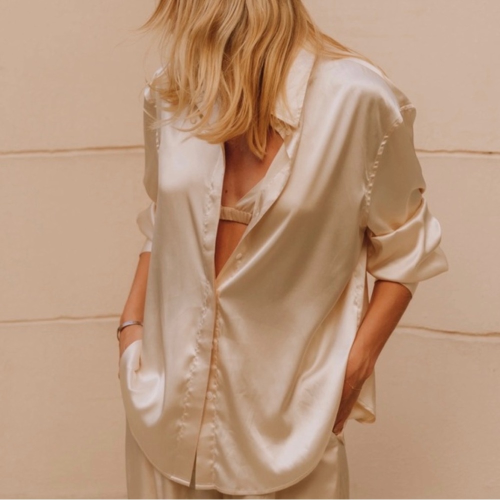 COPY - Daily Drills Silky set in champagne